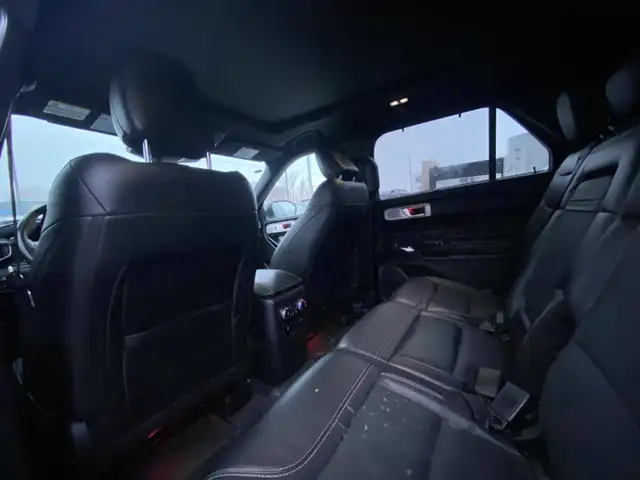2022 Ford Explorer ST - Photo 14