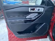 2022 Ford Explorer ST - Photo 16