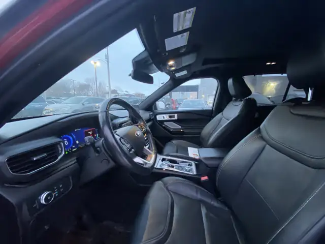 2022 Ford Explorer ST - Photo 18