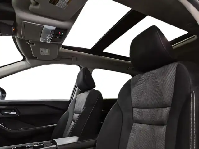 2025 Nissan Rogue SV Moonroof SV Moonroof | Power Liftgate - Photo 10