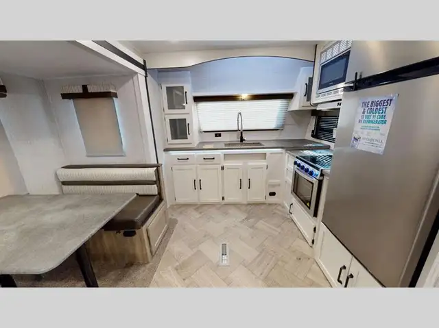 2023 Palomino Puma 31FKRK - Photo 3