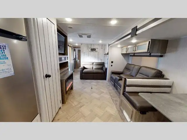 2023 Palomino Puma 31FKRK - Photo 4