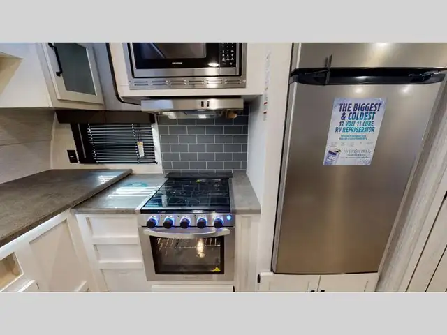 2023 Palomino Puma 31FKRK - Photo 5