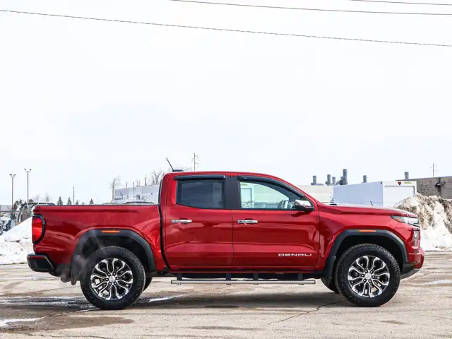 2024 GMC Canyon Denali- Sunroof - Heated Vented Seats - Photo 3