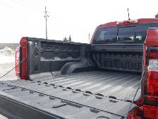 2024 GMC Canyon Denali- Sunroof - Heated Vented Seats - Photo 12