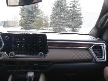 2024 GMC Canyon Denali- Sunroof - Heated Vented Seats - Photo 25