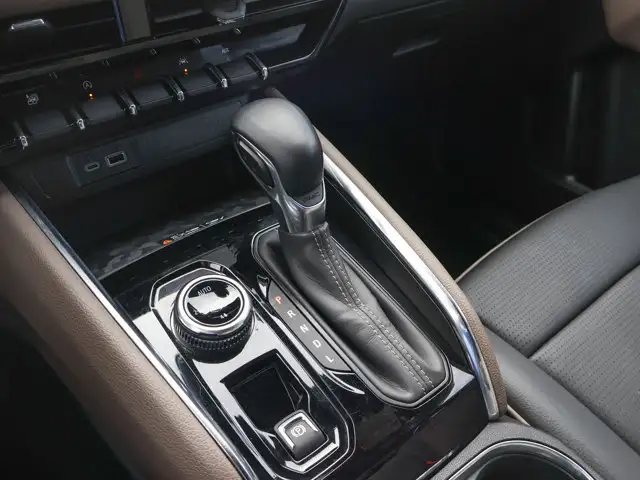2024 GMC Canyon Denali- Sunroof - Heated Vented Seats - Photo 35