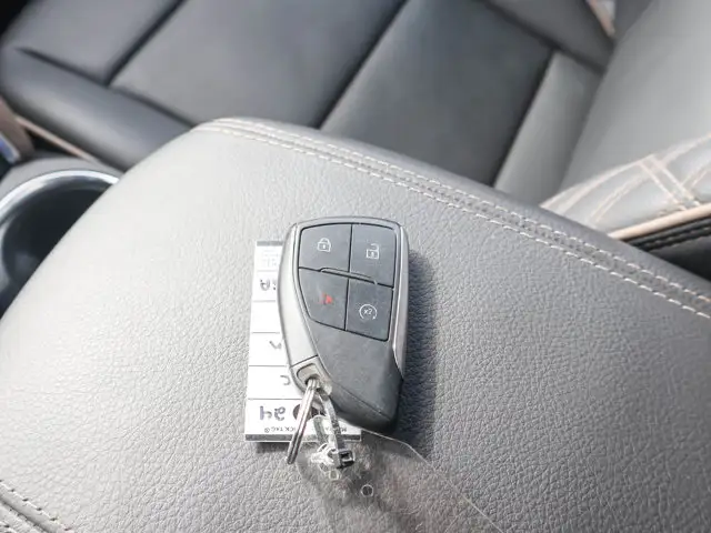 2024 GMC Canyon Denali- Sunroof - Heated Vented Seats - Photo 39