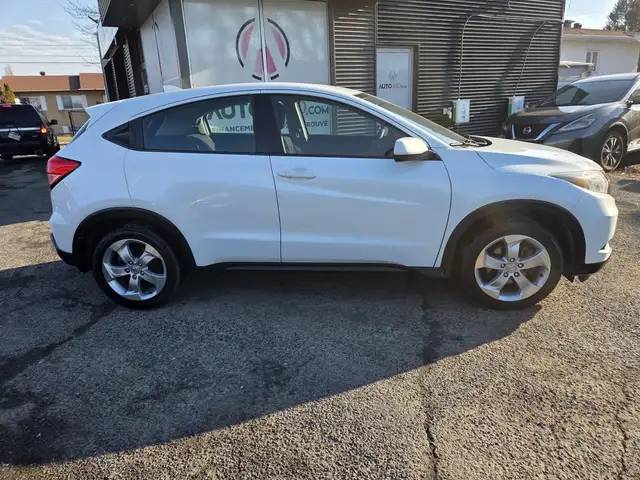Honda HR-V LX 2016 LX MAGS AUBAINE BAS KILO - Photo 9