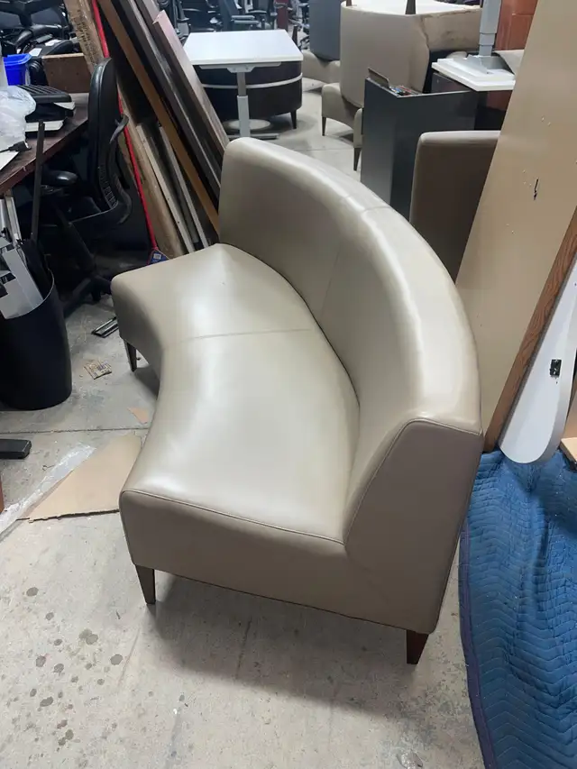 Steelcase Circa Lounge Table Set-Excellent Condition-Call us! - Photo 4