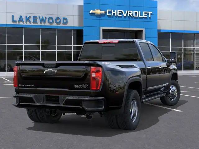 2026 Chevrolet Silverado 3500HD High Country - Photo 4