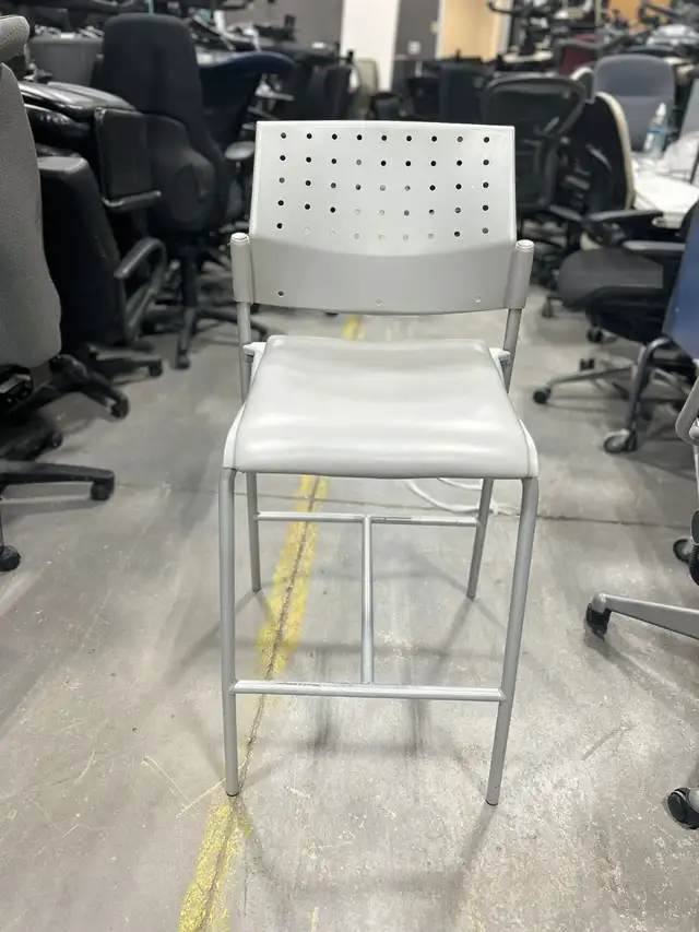 Global Sonic 6558 Armless Bar Stool-Excellent Condition! - Photo 5