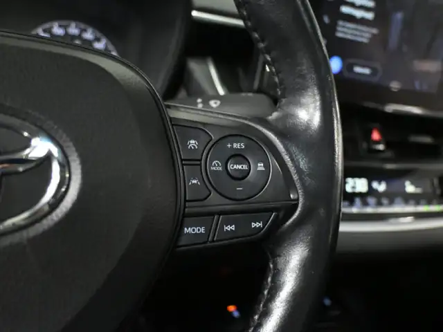 2024 Toyota Corolla LE Sunroof Carplay Heated Seats Adaptive Cru - Photo 17