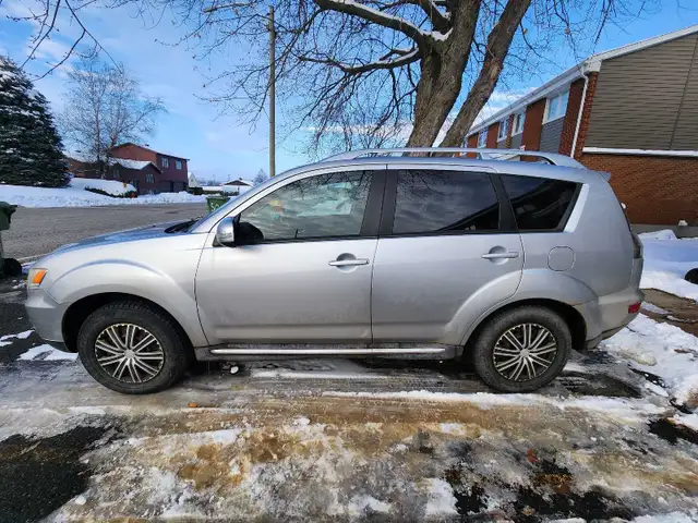 Outhlander awd - Photo 4