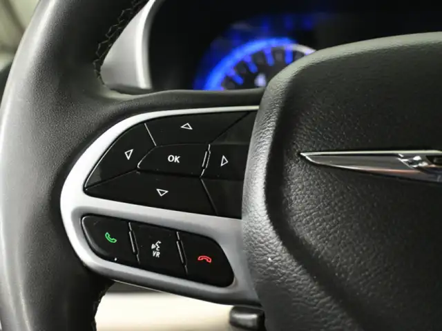 2023 Chrysler Pacifica Touring L No Accident Leather Heated Seat - Photo 14