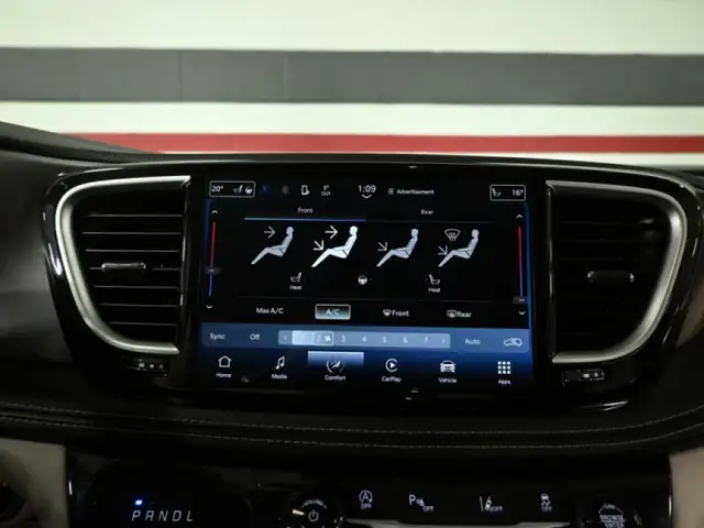 2023 Chrysler Pacifica Touring L No Accident Leather Heated Seat - Photo 19