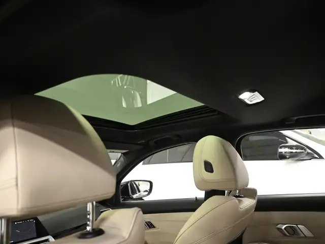 2022 BMW 3 Series 330i xDrive No Accident Digital Dash Navigatio - Photo 22