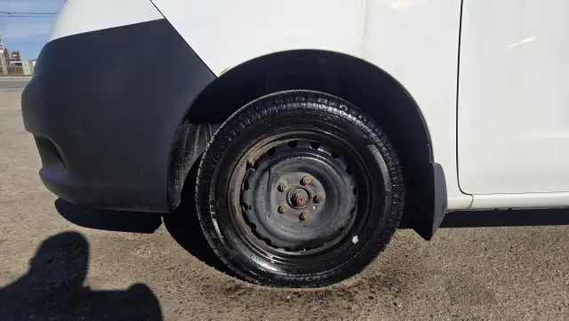 2017 Nissan NV200 S, NO ACCIDENTS, WORK VAN, CERTIFIED - Photo 14