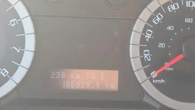 2011 Ford Escape XLT, V6, HAS RUST, DRIVES WELL, 185KMS, AS IS - Photo 15