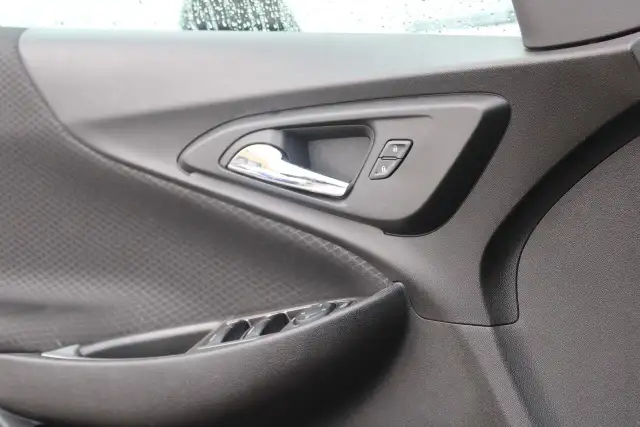 2024 Chevrolet Malibu 1LT - Photo 13