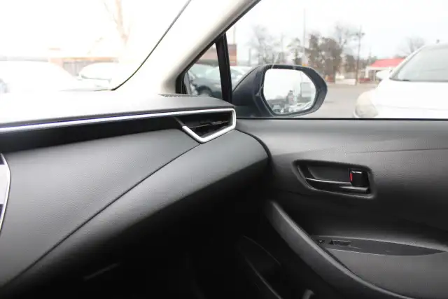 2024 Toyota Corolla LE Plus Sunroof - Photo 15