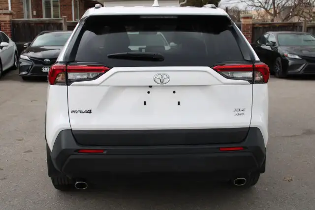 2025 Toyota RAV4 XLE AWD - Photo 6