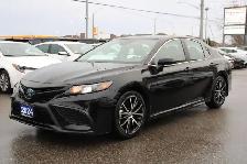 2024 Toyota Camry HYBRID SE - Photo 2