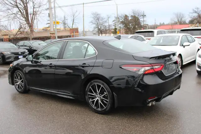 2024 Toyota Camry HYBRID SE - Photo 4