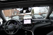 2024 Toyota Camry HYBRID SE - Photo 9