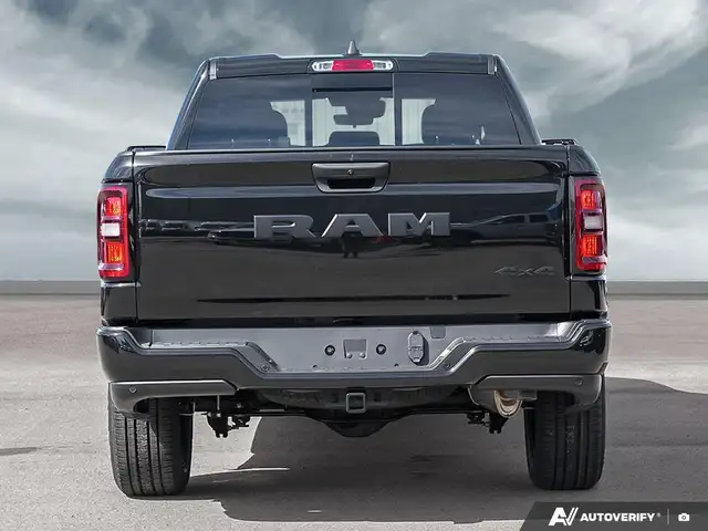 2026 RAM 1500 EXPRESS | 4X4 | 20s | CAM | BT | HOOD | RMT STRT! - Photo 5