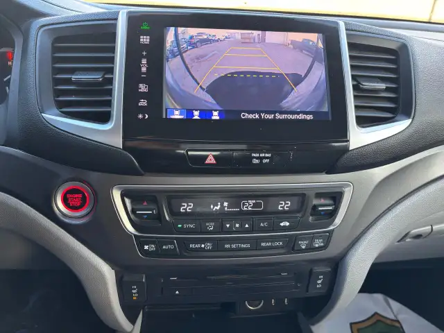 2016 Honda Pilot LX AWD - Photo 18