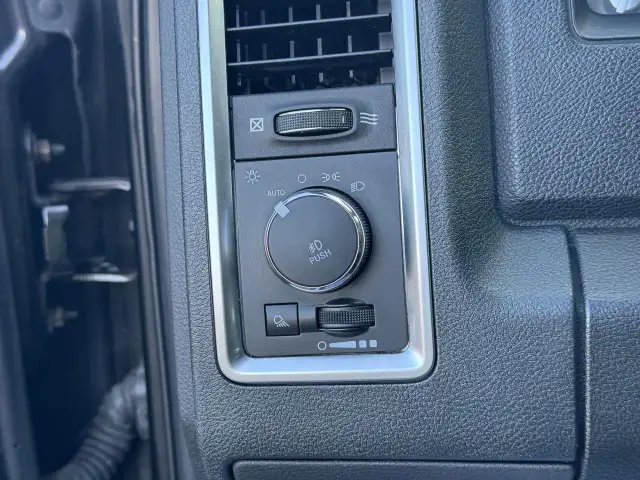 2017 RAM 3500 Limited DEALER SERVICED - Photo 30