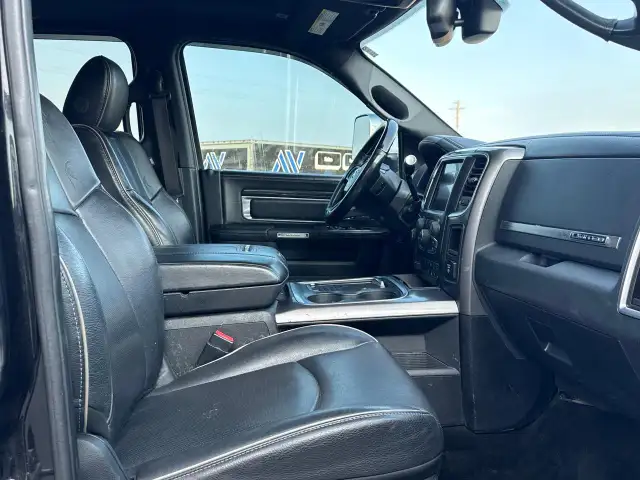 2017 RAM 3500 Limited DEALER SERVICED - Photo 38