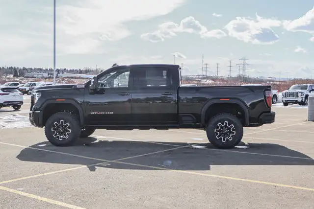2026 GMC Sierra 2500HD AT4X - Photo 5