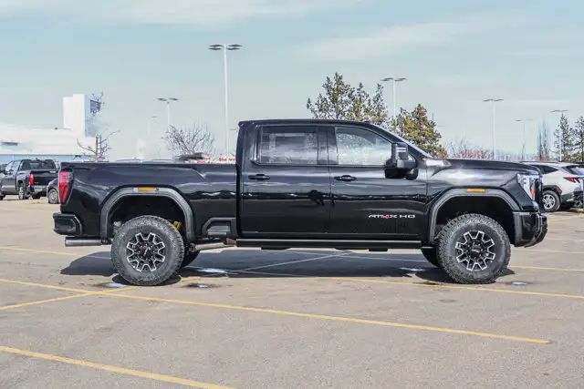 2026 GMC Sierra 2500HD AT4X - Photo 10