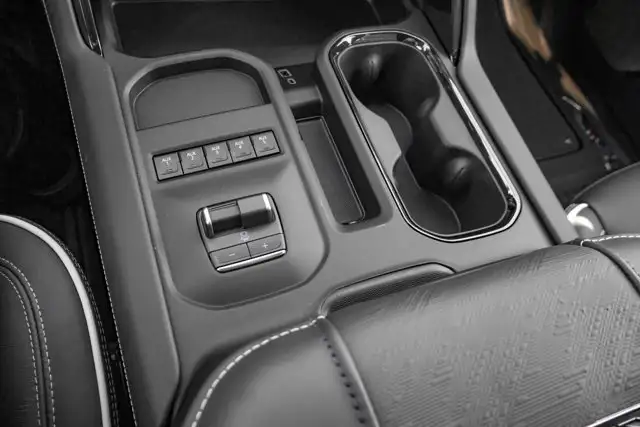 2026 GMC Sierra 2500HD AT4X - Photo 28