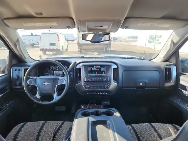 2015 Chevrolet Silverado 2500HD - Photo 18