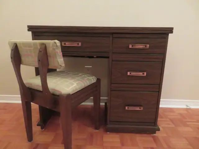 Machine à coudre Vigorelli, meuble et chaise - Photo 2