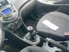 2012 Hyundai ACCENT - Photo 15