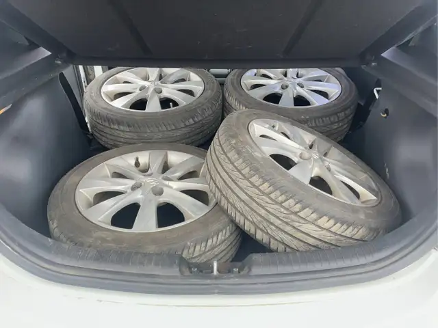 2012 Hyundai ACCENT - Photo 20
