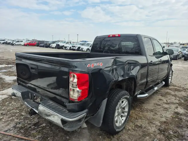 2017 Chevrolet Silverado 1500 - Photo 5