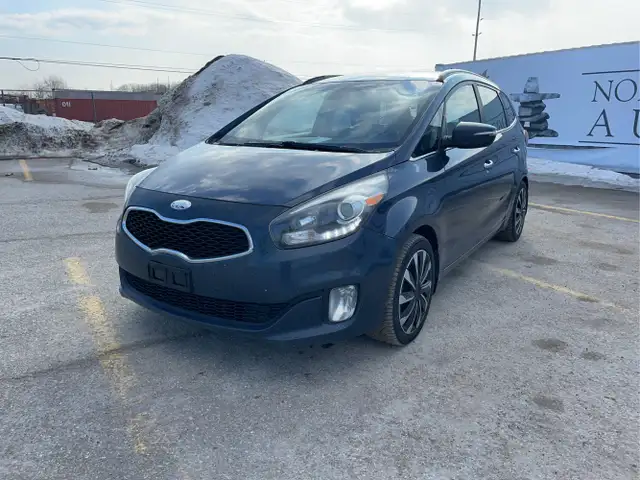 2014 Kia Rondo