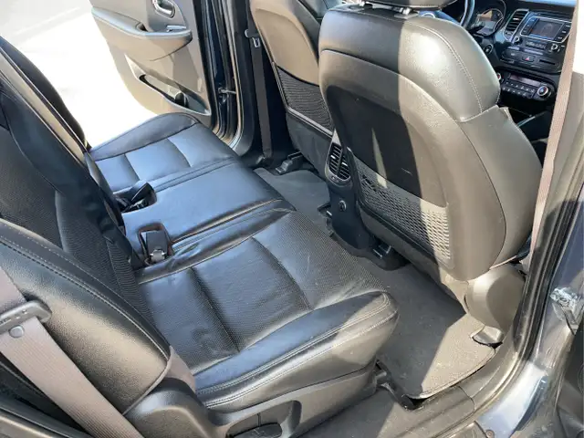 2014 Kia Rondo - Photo 22
