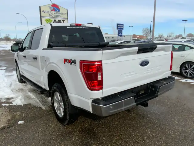 2023 Ford F150 Crew XLT 4x4 | 5.0L V8 | Ford Pass | BU Camera | - Photo 5