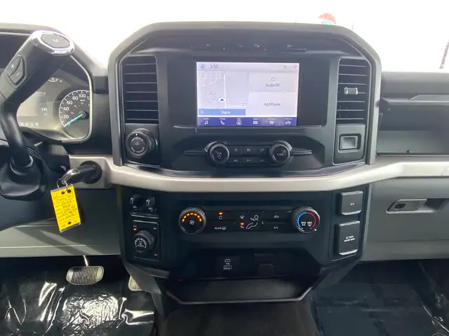 2023 Ford F150 Crew XLT 4x4 | 5.0L V8 | Ford Pass | BU Camera | - Photo 13