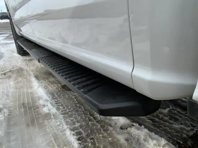 2023 Ford F150 Crew XLT 4x4 | 5.0L V8 | Ford Pass | BU Camera | - Photo 19