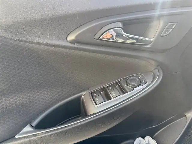 2019 Chevrolet Malibu LT - Photo 6