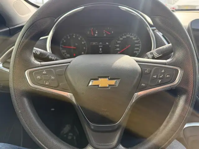 2019 Chevrolet Malibu LT - Photo 11