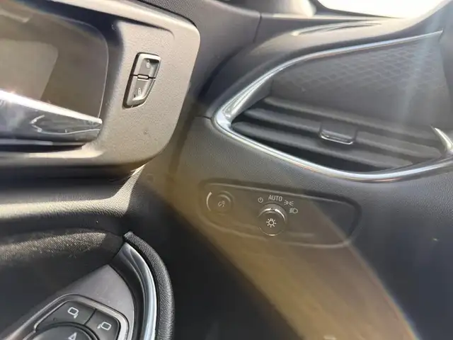 2019 Chevrolet Malibu LT - Photo 13