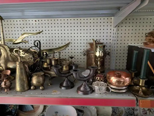 LIVE AUCTION SALE-MARCH 21 - Photo 2